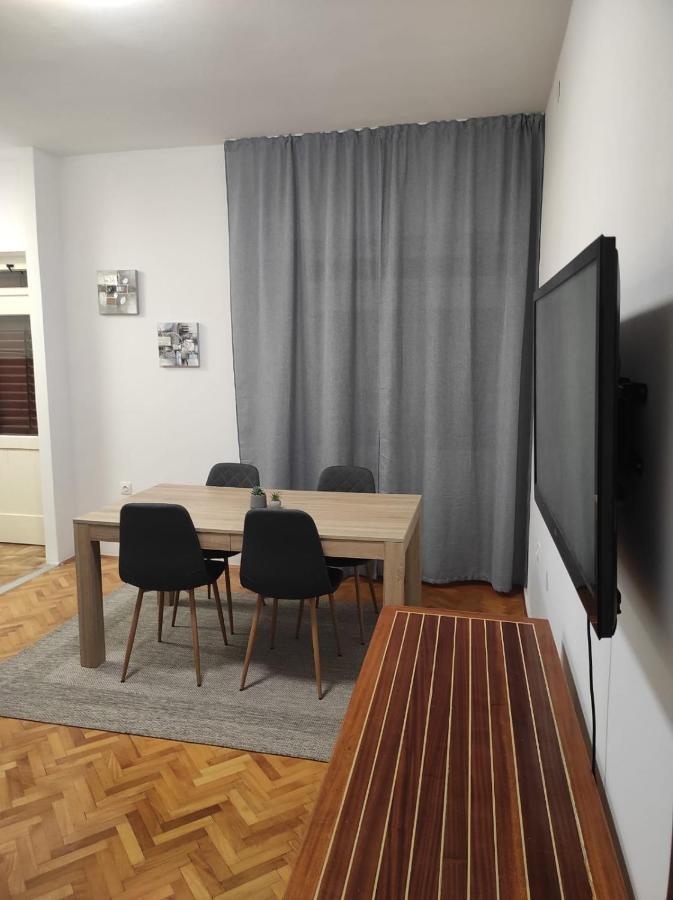 Ivano Apartment *